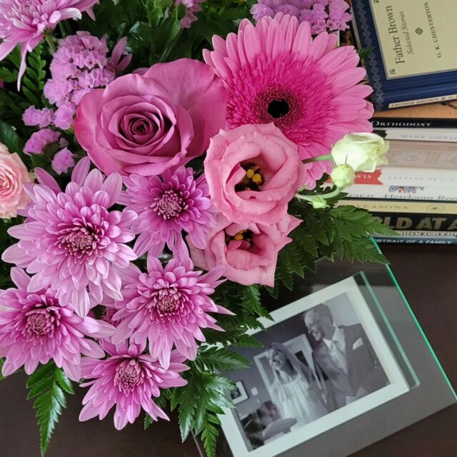 Always love fresh flowers 💐